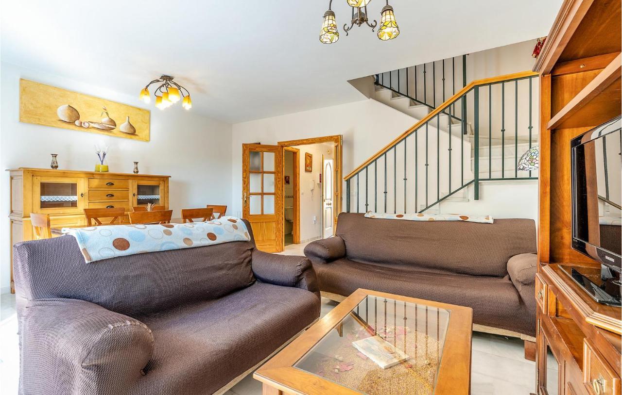 3 Bedroom Stunning Home In Cenes De La Vega Exterior foto